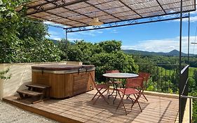 Le Mas Du Rochet - Gite A La Campagne Avec Spa - 2 A 4 Pers